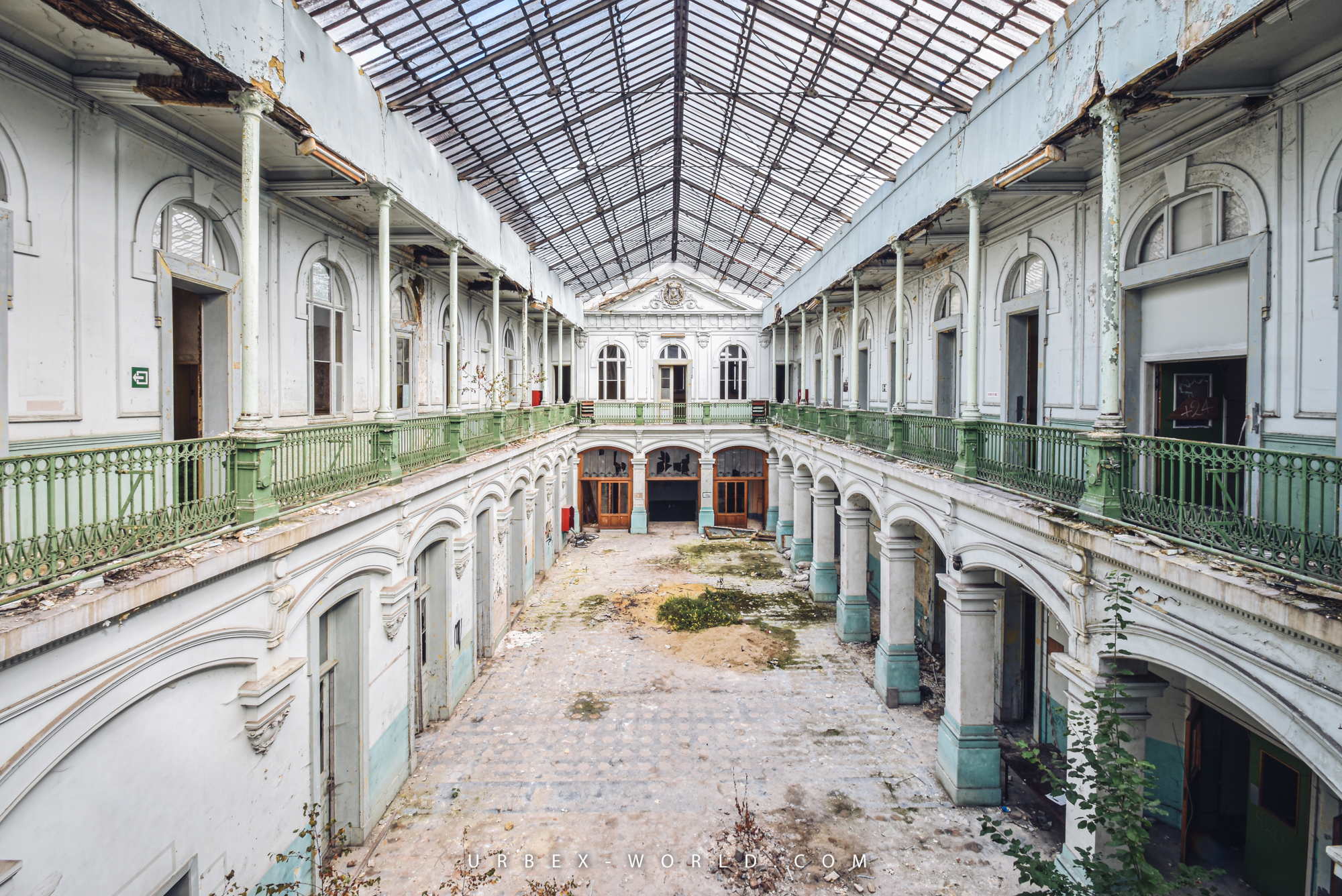Lycée V. - Solitude Expo