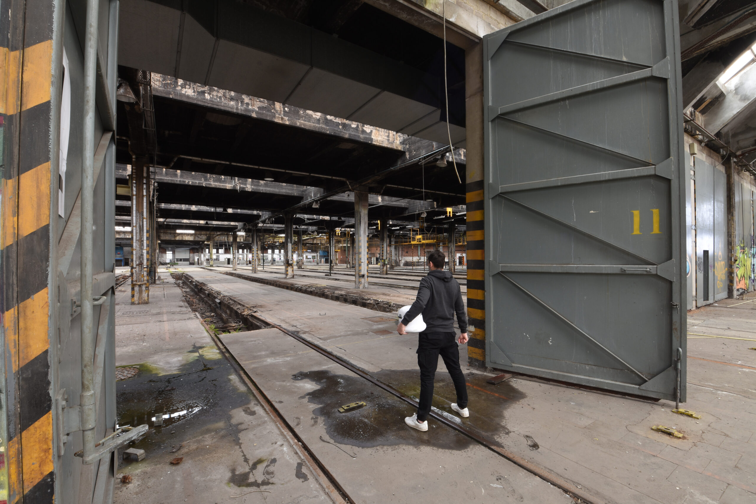 Faucon Millenium- Solitude Expo - Urbex World
