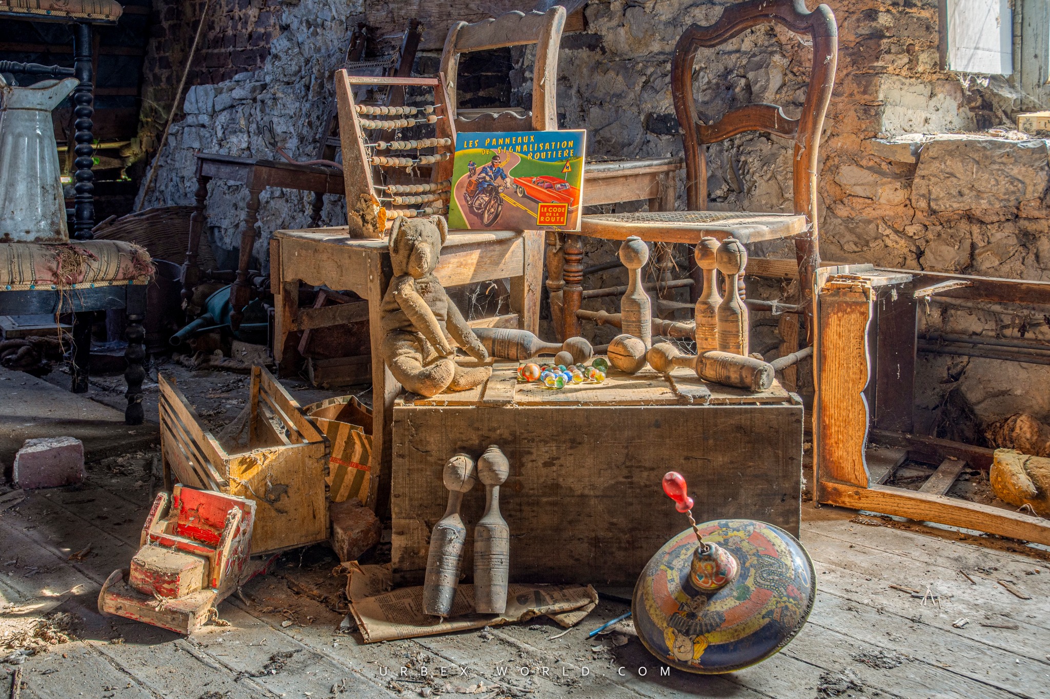 Le petit ours -Solitude Expo - Urbex World